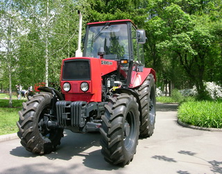 Трактори від «Південмашу» хочуть зрівняти за ціною з мінськими